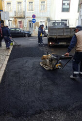 Asfaltamento na Rua António Ferreira