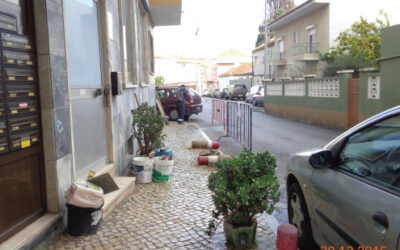 Colocação de pilaretes na Rua dos Combatentes da Grande Guerra